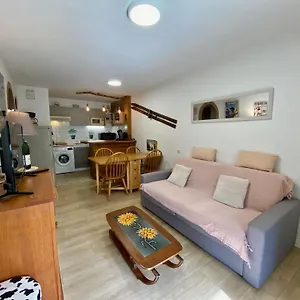 https://charmant-logement-de-plein-pied-avec-piscine-2.midi-pyreneeshotels.com