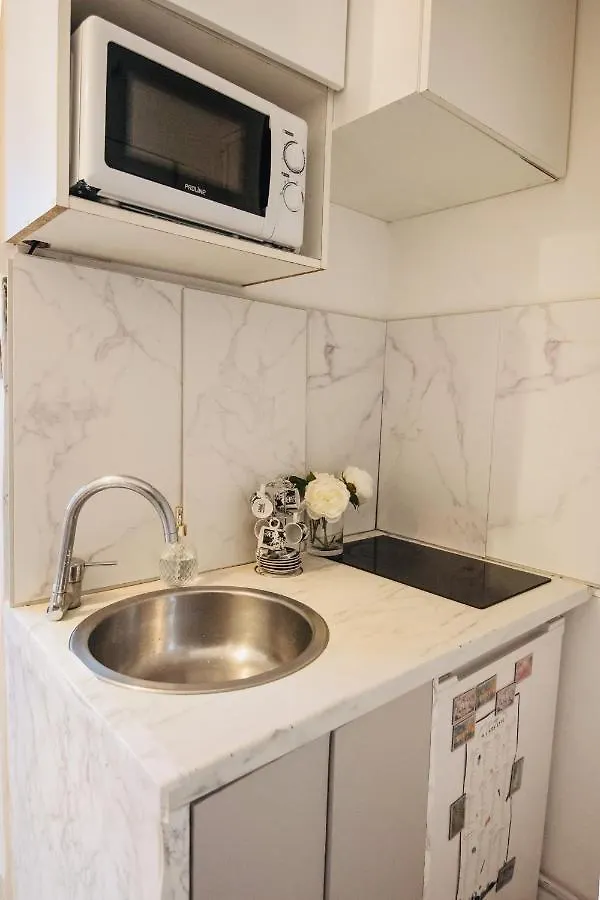 Fully Equipped Studio In The Heart Of Paris - Area Champs Elysees
